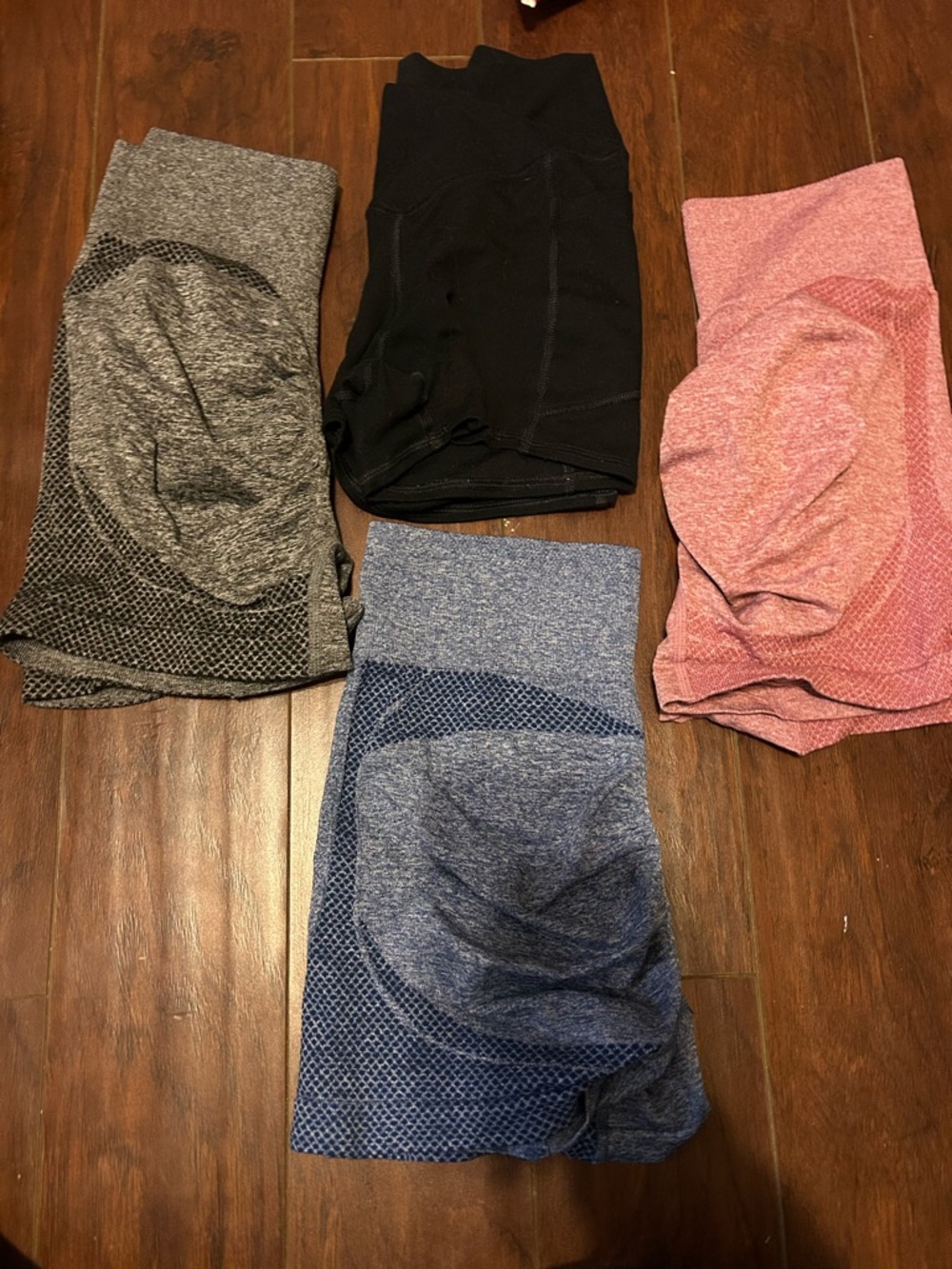 Woman’s workout shorts 4 items